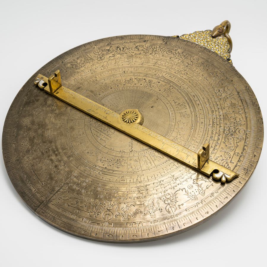 Back of Astrolabe with Lunar Mansions, by Abd al-Karim, Jazira (Mesopotamia), 1227/8 CE 624/5 AH (Inv: 37148)